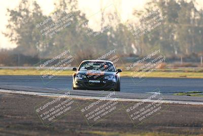 media/Jan-13-2024-CalClub SCCA (Sat) [[179f4822a7]]/Group 7/Sunset (Race)/